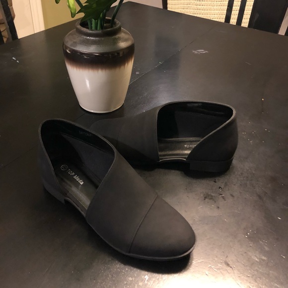 Boots - Picture 1 of 3